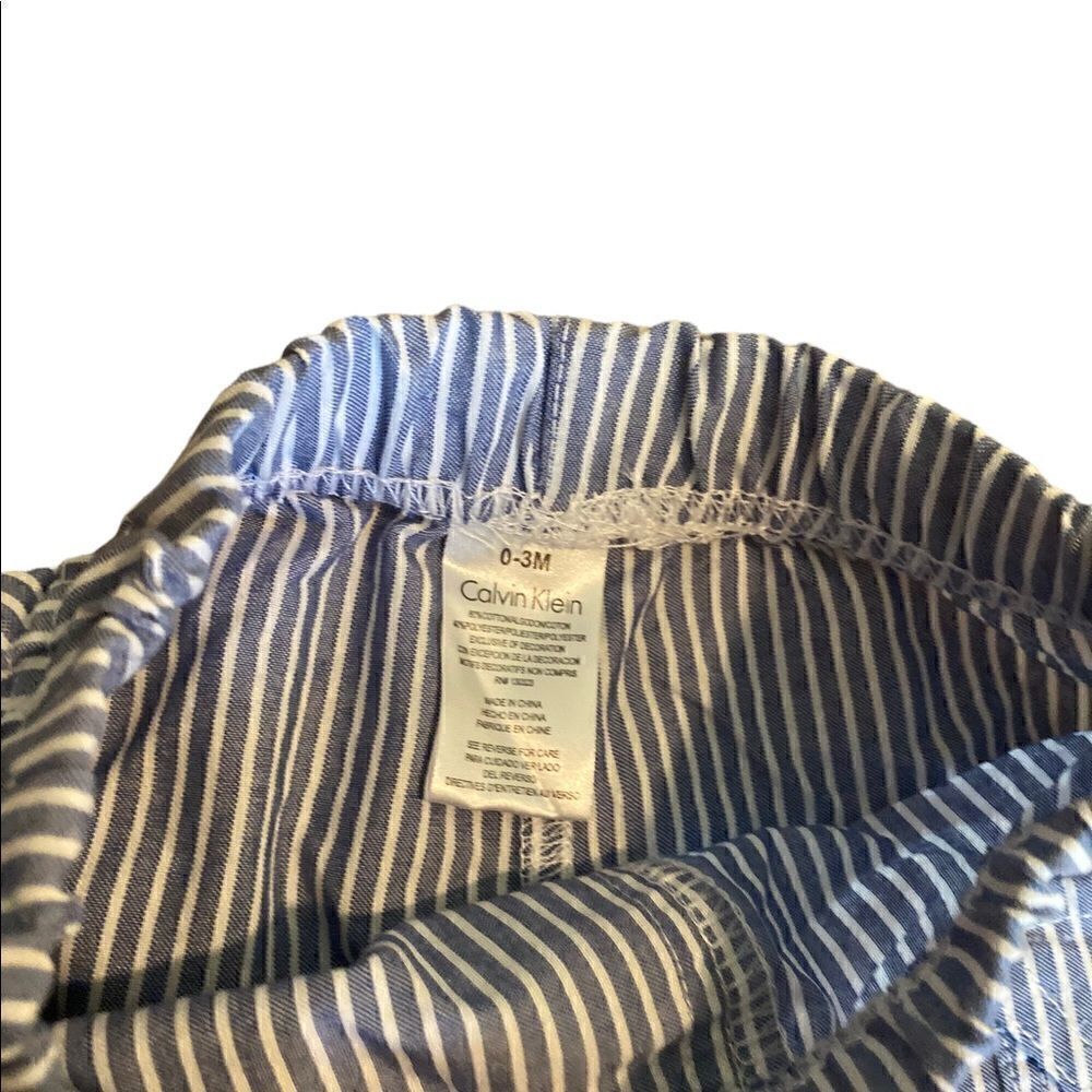 Calvin Klein Matching Set 0-3 Months - Picture 3 of 4